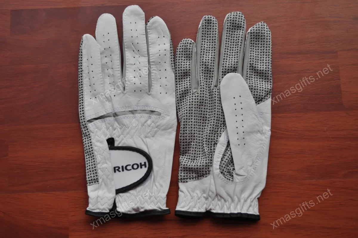 Golf sheepskin glove
