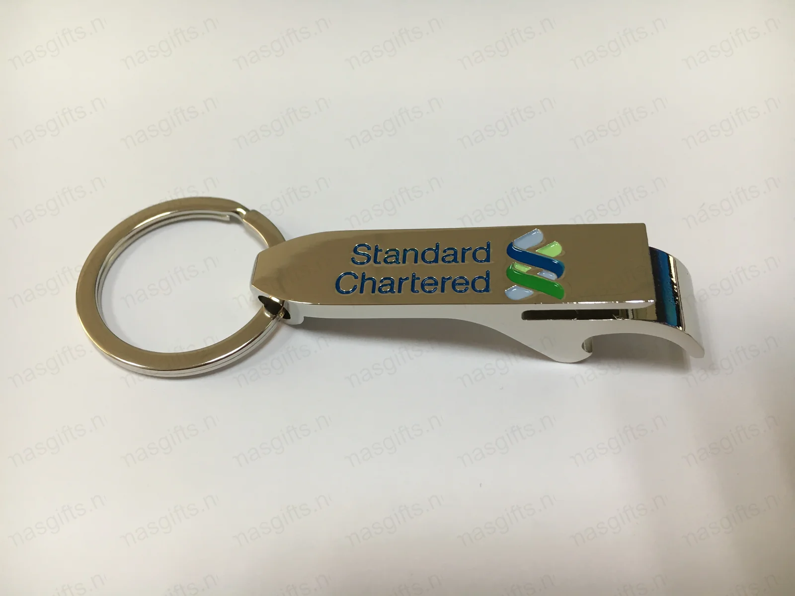 Taza personalizada de Standard Chartered, vista frontal