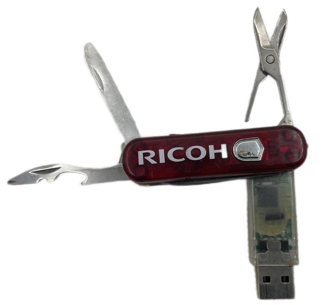 RICOH Multifunktionsmesser mit integriertem USB-Speicher