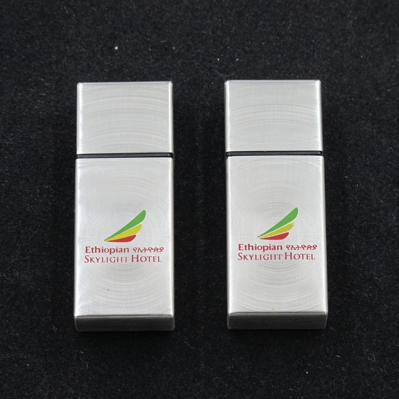 Individueller metallischer USB-Stick des Skylight Hotels mit Laser-Gravur