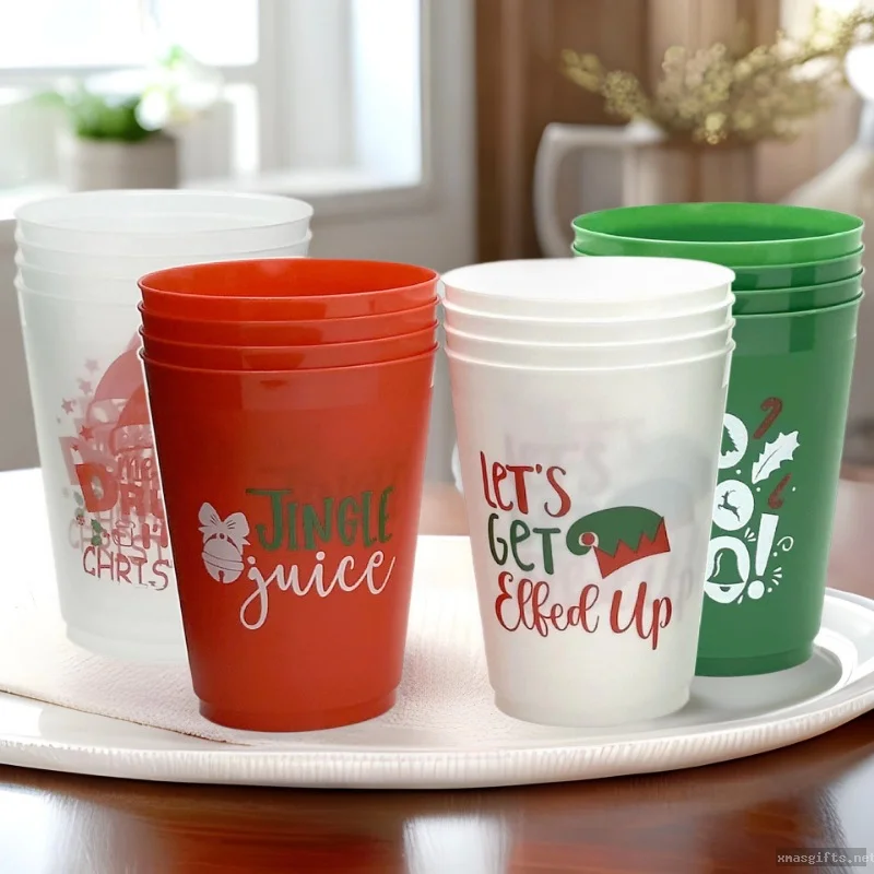 16oz Reusable Plastic Christmas Cups, 4 Designs Xmas Family Party Drinking Cups Decor Wholesale