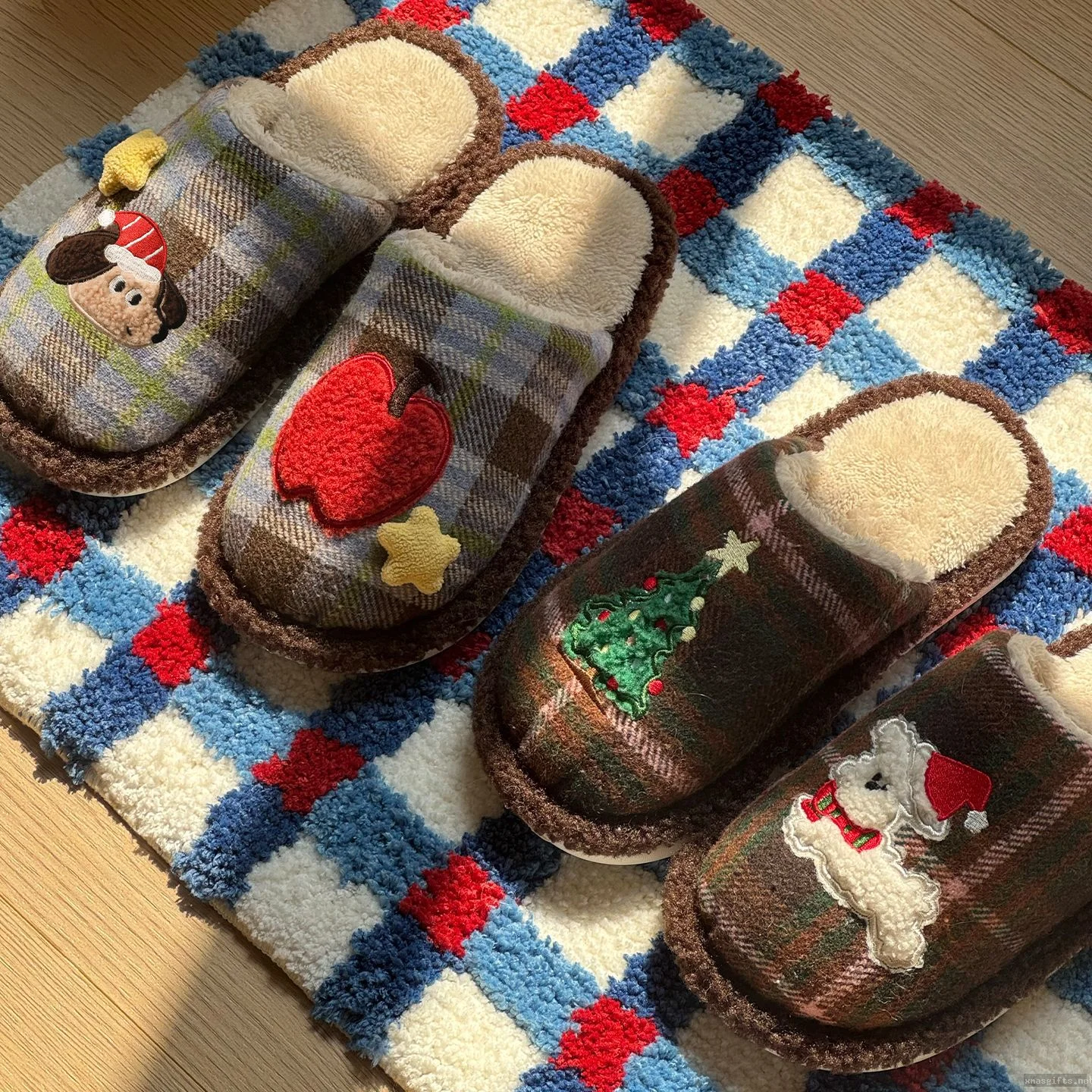 Men Christmas Plush Slippers Cozy Fluffy Warm Indoor Winter Holiday Slippers