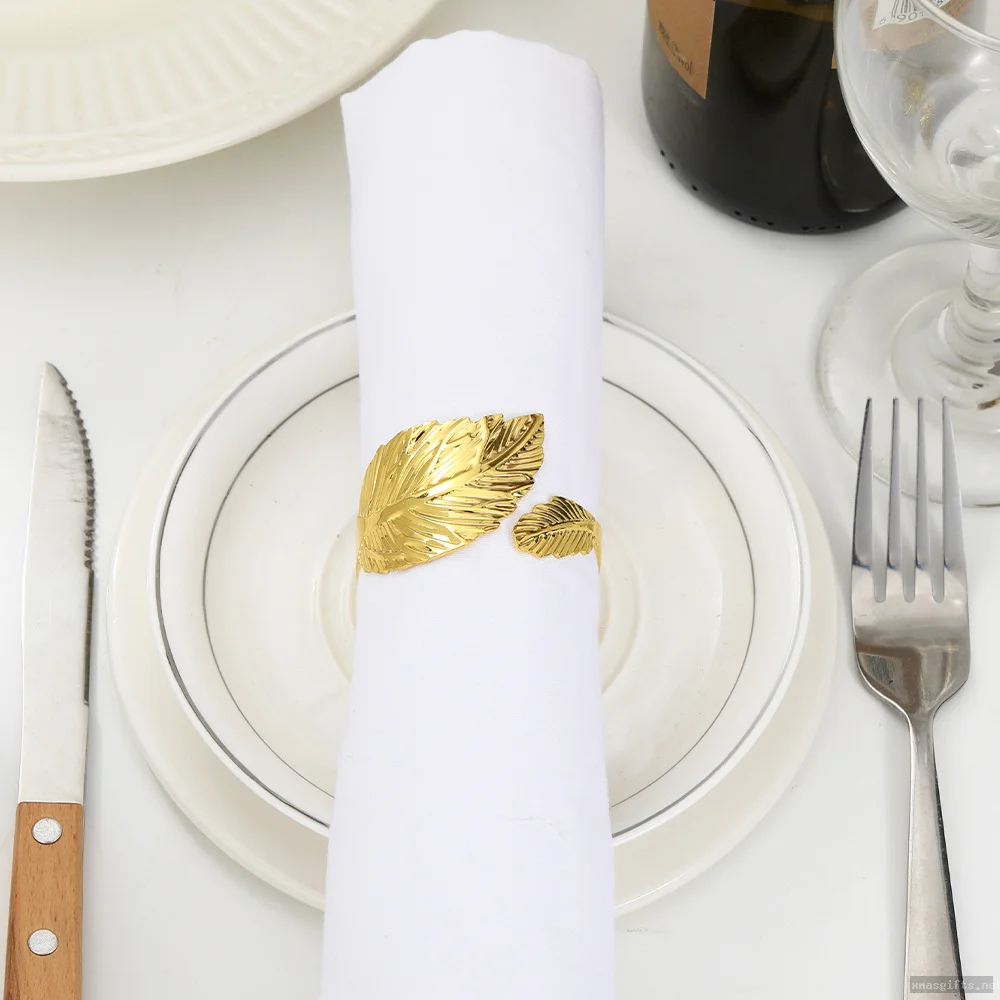 Gold Leaf Christmas Napkin Rings Elegant Metal Napkin Holders for Xmas Dinner Table Decor Wedding Holiday Party Table Setting Accessories