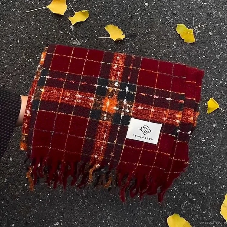 Hochwertige gestrickte Weihnachtsschals – warme, dicke Halswärmer zur Weihnachtsdekoration und als modisches Accessoire