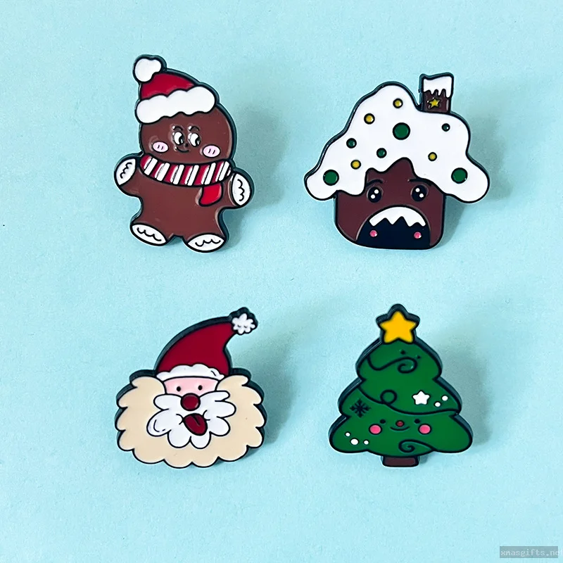 Aesthetic Minimal Metal Christmas Brooch Trendy Enamel Lapel Pin Jewelry