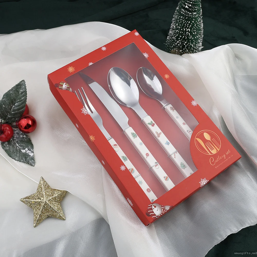 Weihnachts-Geschenkbox mit Besteck aus Edelstahl – Löffel, Gabel, Messer – festliches Weihnachtstischgeschirr als Geschenk für das Festmahl oder die Feier.
