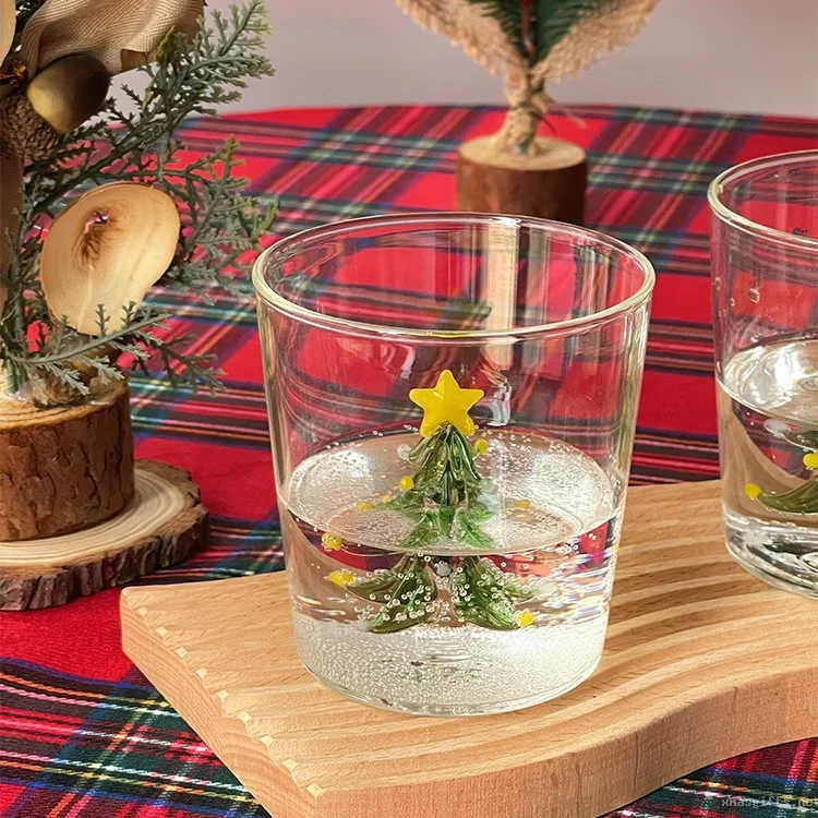 Tasses en verre borosilicaté de haute qualité pour arbres de Noël, vendues en gros – Mug cadeau de fêtes personnalisable avec logo